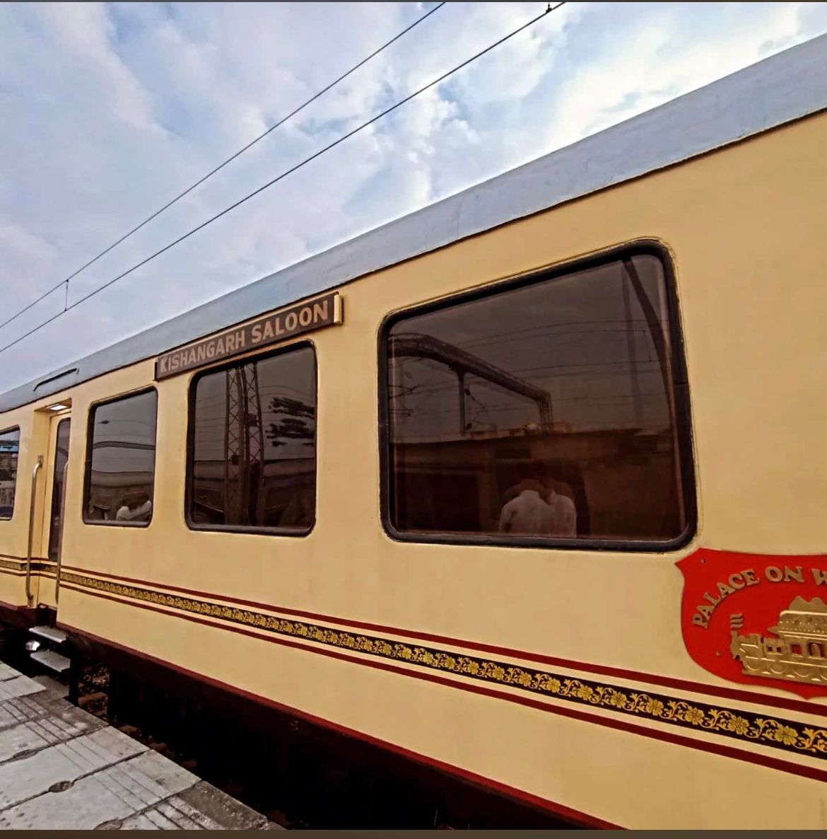 Book Your Tickets For The Palace On Wheels Train